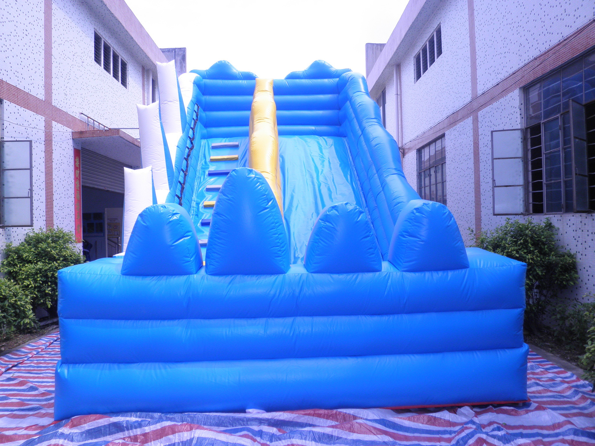 Quality 2014 New Giant Inflatable Water Slide for Adult/Biggest Inflatable Water Slide for Sale for sale