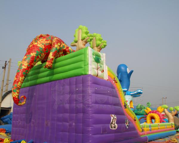 Widely used commercial cheap popular chameleon design inflatable bouncers for sale