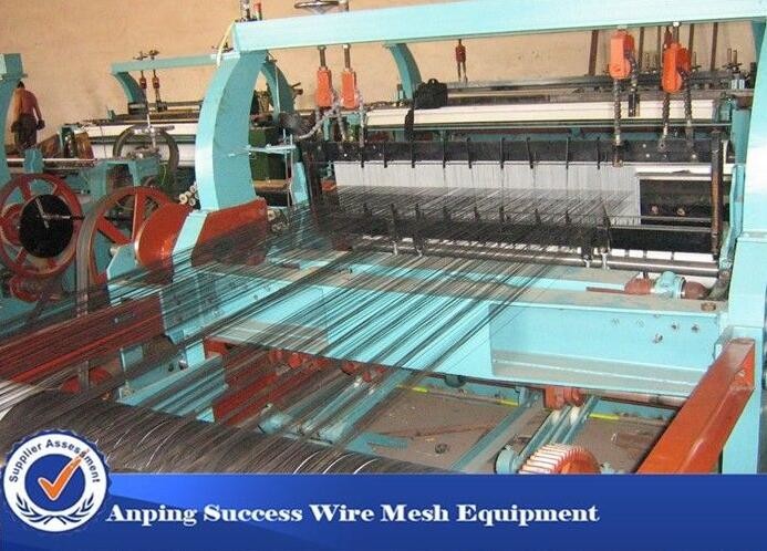 Wholesale Eco Friendly Wire Mesh Making Machine , Shuttleless Mesh Weaving Machine 3400kg from china suppliers