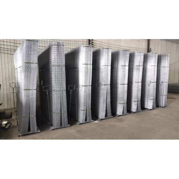 Hot Dipped Galvanized Welded Wire Mesh Panels with PVC Coating and High Tension Strength