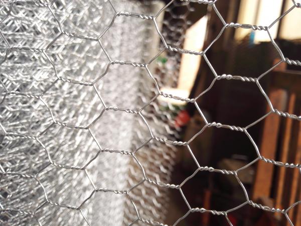 Quality Stainless steel Hexagonal Wire Netting With Low Carbon Steel Wire Q195 Material for sale
