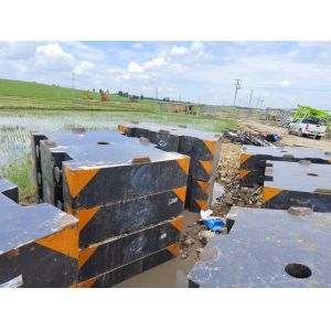 2020 Zoomlion Used Crane, The ZCC9800, Has A Main Boom Of 159 Meters And A 7