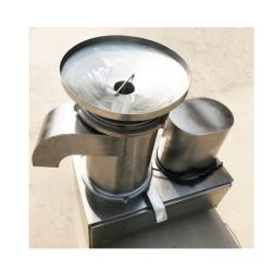 China Kitchen Egg Processing Machine Full Automatic Stainless Steel Breaking Machine for sale
