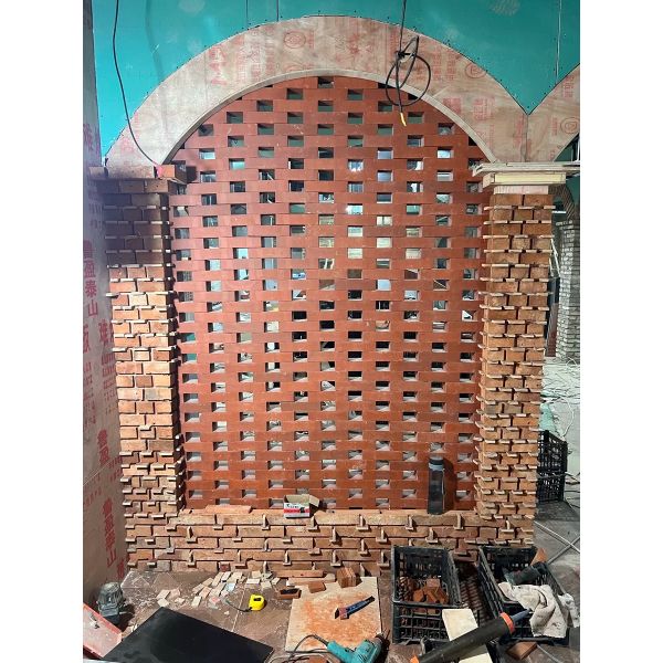 Modern Building Decoration Ventilated Perforated Bricks Wall Blocks Construction Materials for Hotel School Office