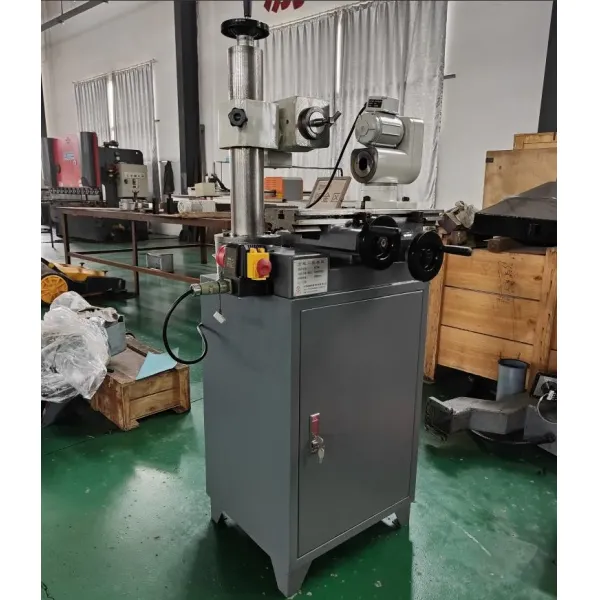 Economical Universal Cutter Grinder Bt200
