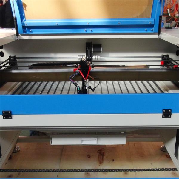Custom Laser Engraving Cutting Machine Water Cooling Mode FANUC Control System Brand