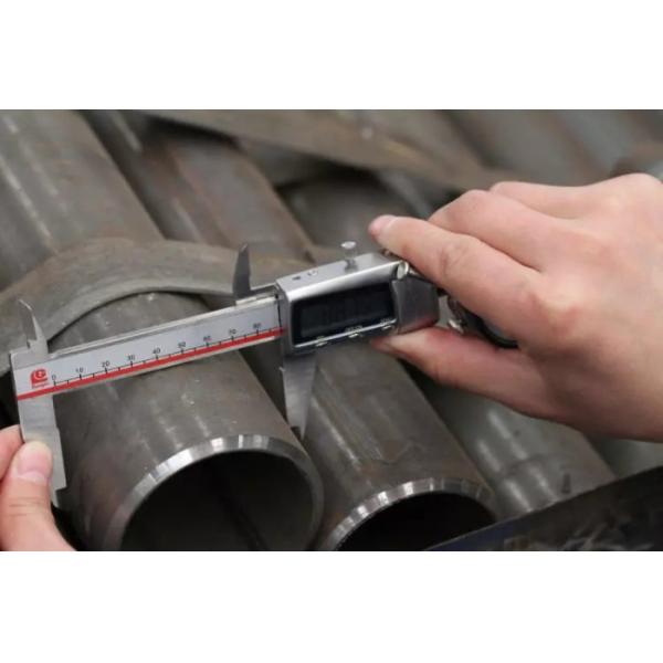 Carbon Steel Hot Rolled Astm A106 Seamless Pipe