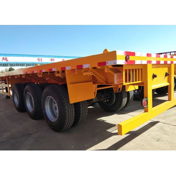 Container Carrying Flat Bed Semi Trailer Truck With 3 Axles 30-60 Tons 13m