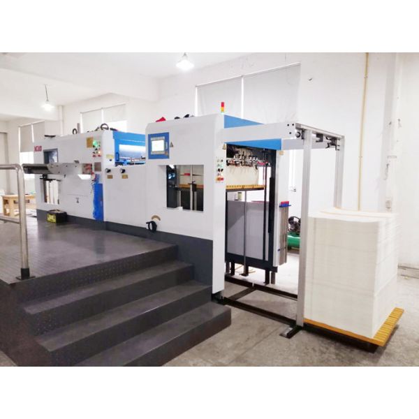 1080mm Sheet Automatic Die Cutting Machine 7500s/H For Flatbed Carton Box Paper