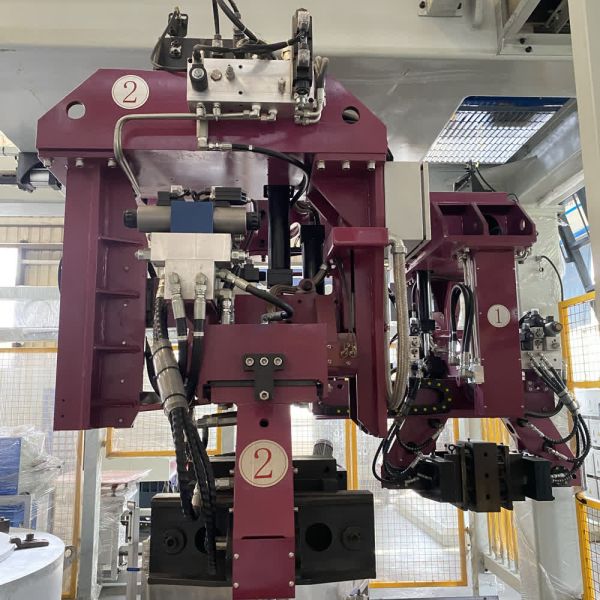 Industrial Brass Mold Low Pressure Die Casting Machine For Casting Faucets