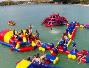 China Custom Giant Inflatable Floating Water Park Blow Up Aqua Park on sale