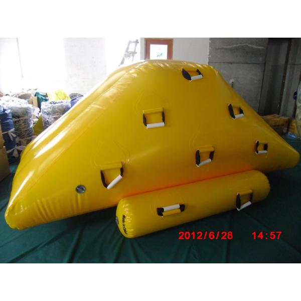 Durable tarpaulin Inflatable Iceberg YHIB 005 with nd big stainless steel anchor