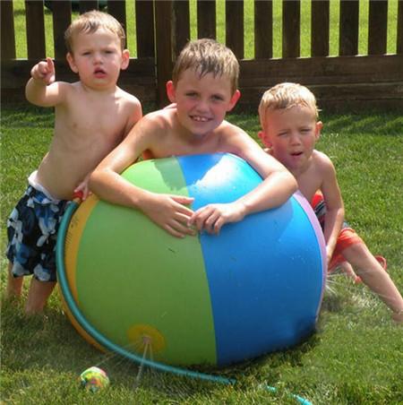 Inflatable Water Spray Ball Children's Pool Summer Outdoor Beach Float Toy
