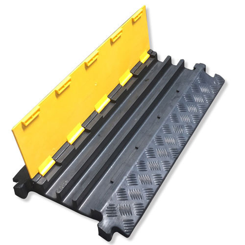 Rubber Cable Protector Truss Accessories 2 / 3 / 5 Channels Flame Retardant