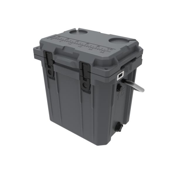 U3+ Rugged Rotomolded Ice Box Weather Resistant 15QT Capacity