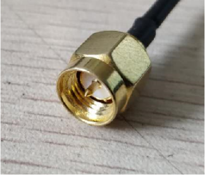 Internal Active Ceramic Patch Antenna Circular Polarization With Ipex Connector