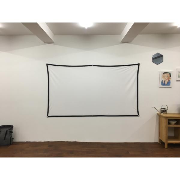 Simple Elastic Foldable Projector Screen 84 Inch - 150 Inch Tensioned Pull Down Projector Screen