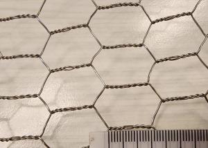 China 1/2 Hole 0.65mm Hexagonal Wire Mesh 1.8m Width Stainless Steel 304 on sale