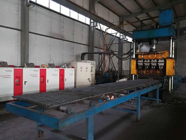 Quality High Speed Steel Grating Welding Machine / Steel Grating Production Line for sale