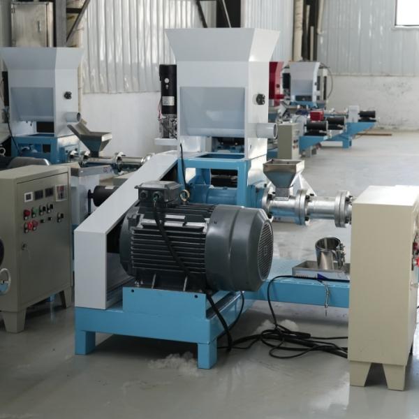 Dustproof Fish Feed Pellet Machine Processing 250kg/ H 18.5kw Snack Puff Maker