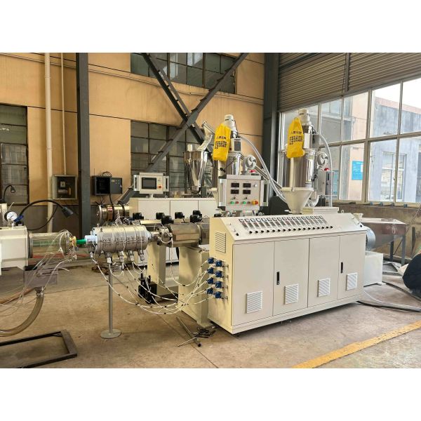 Plastic PPR Pipe Extrusion Making Machine Line