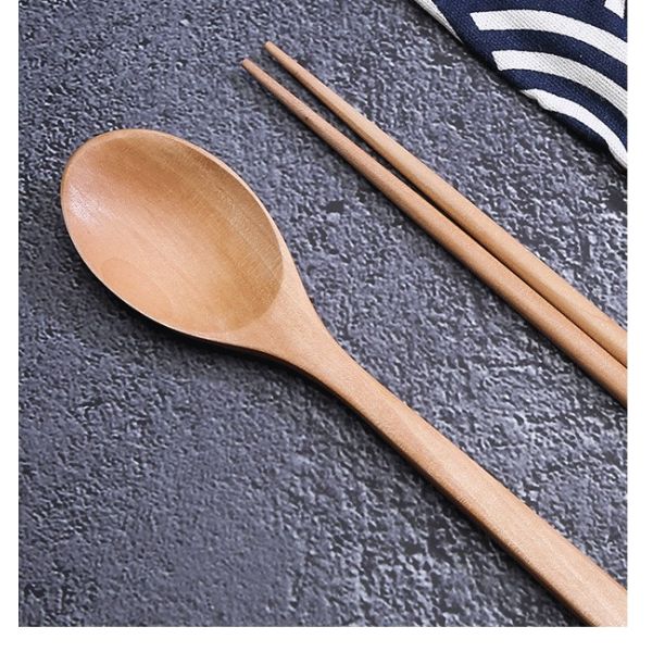 Japanese Style Reusable Wooden Utensils Household Wooden Chopsticks And Spoon Set