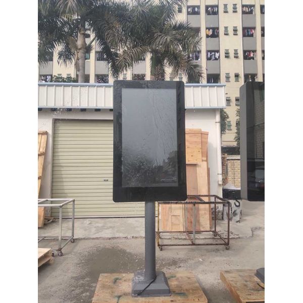 55-inch high-definition, high-brightness network remote cloud publishing large vertical screen outdoor lcd digital signage