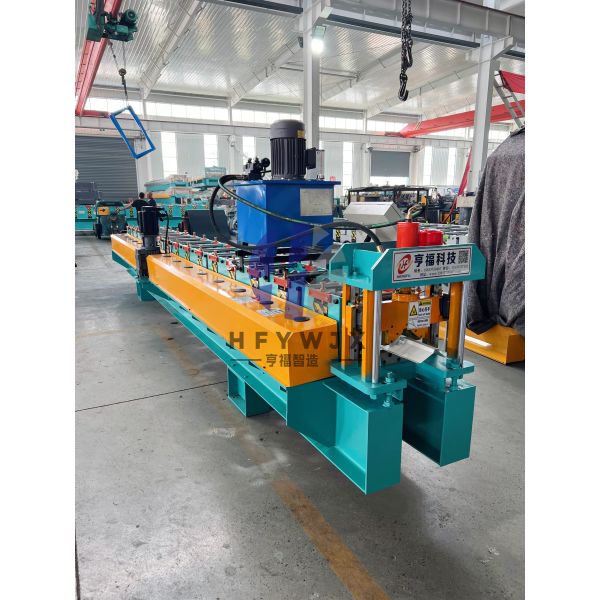Stable 460 Ridge Cap Machine With PLC Control 14 Rows Forming Stations And Gear Transmission