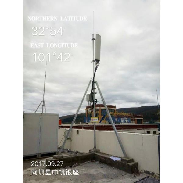 Self Supporting Galvanized Steel Pole Rooftop Antenna Tower For Telecom