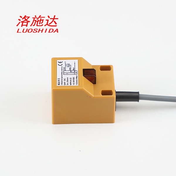 Wholesale DC 3 Wire Rectangular Inductive Proximity Sensor from china suppliers