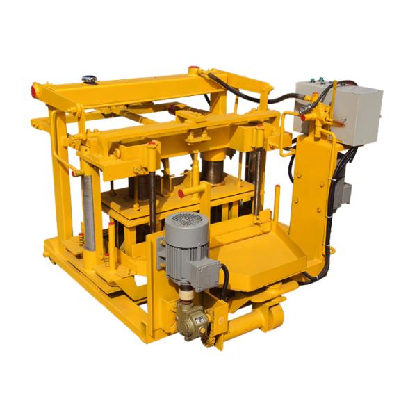 Halstec 40-3A Egg Layer Cement Block Molding Machine 5000 Bricks Per Day 6.7kw