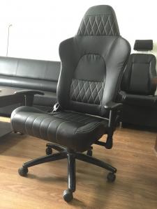 China Modern Black Ergonomic Swivel Office Chair With Wheels / Adjustable Desk Chair on sale