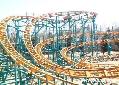 Quality Space Trip Roller Coaster Amusement Park With 405M Track Length for sale