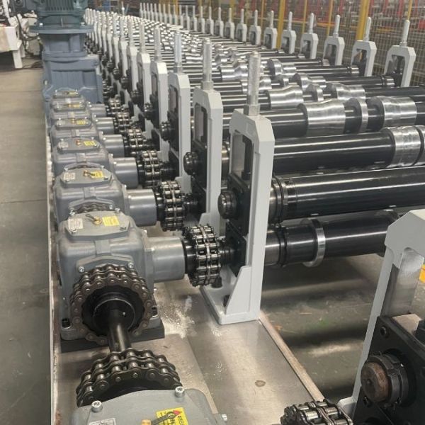 Roof / Wall Metal Roofing Sheet Making Machine Trapezoidal Roofing Sheet Roll Forming Machine