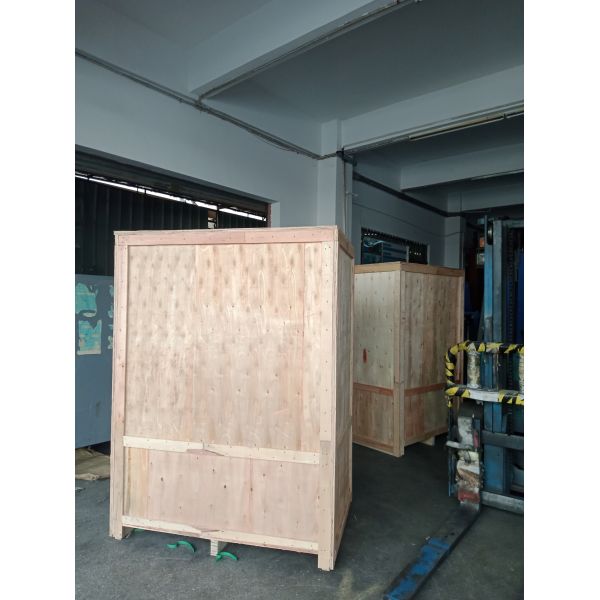 Customized Green Color Automatic Hydraulic Truck Tyre Vulcanizing Press Machine