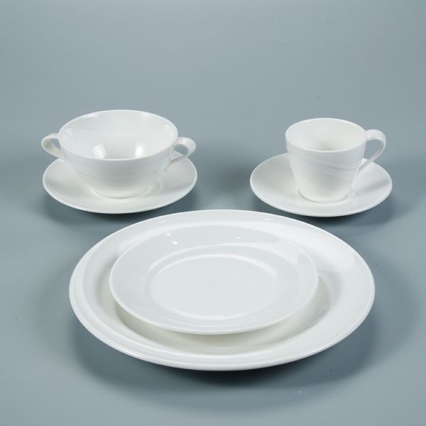 Nestable ODM 18pcs Hotel Ceramic Dinnerware Sets
