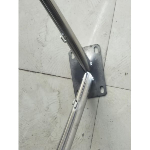 6 Strand Barbed Wire Extension Arms Galvanized Flange Etch Proof