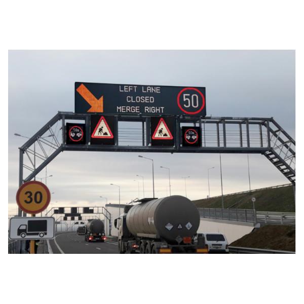 VMS LED Display Variable Message Sign with 310W Average Power Consumption 3906 dot/m2 Pixel Density and >120Hz Refresh Rate for Highway Roadside