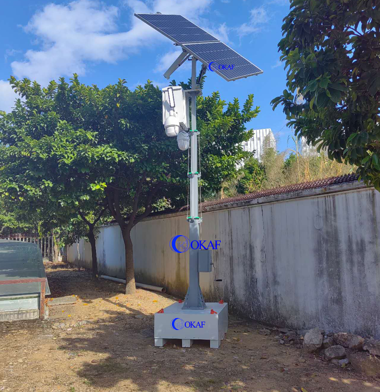 OkTower Self Powered Solar CCTV Surveillance Tower With 4m Hand Crank Telescopic Mast Support 4G Starlink Remote Video