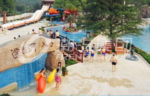 China Custom Construction Lazy River Equipment For Aqua Water Park on sale