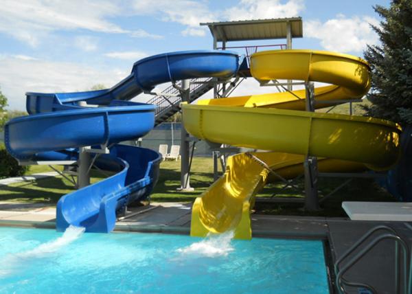 Anti Fade Commercial Spiral Water Slide For Indoor Resort Fiberglass Slide Rides