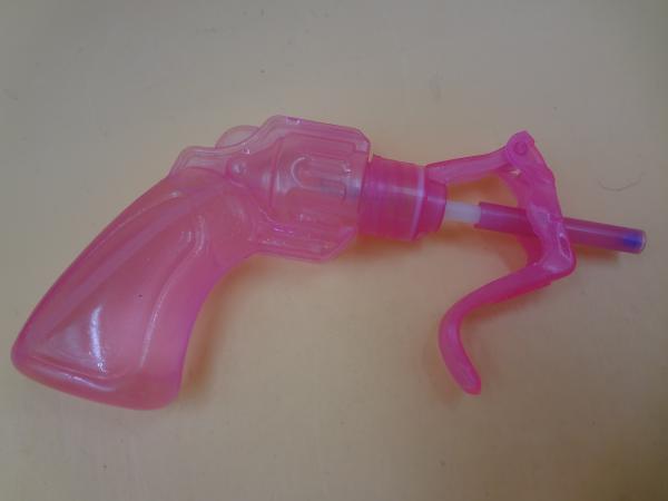 Quality Really Sour Fancy Gun Toys Candy With Spray Drink Cool Feeling ISO Certificate for sale