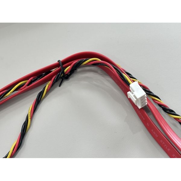 SATA data power connector cable harness, right angle 7+15 pin to 4 pin wire terminal, twisted power cable for server HDD SSD signal transmission