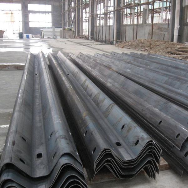 Gearbox Driven Highway Guardrail Making Machine OEM With Hydraulic Cutting