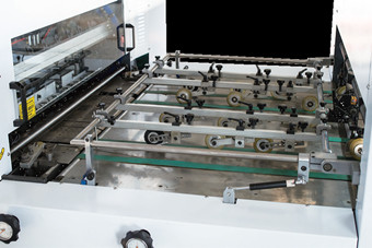 7000s/H Speed Automatic Die Cutting Machine 600T Carton Box Corrugated Embossing