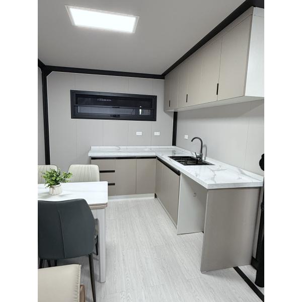 40ft Expandable Container Home with Customizable Interior Design 72m² Floor Area and Level 8 Seismic Performance