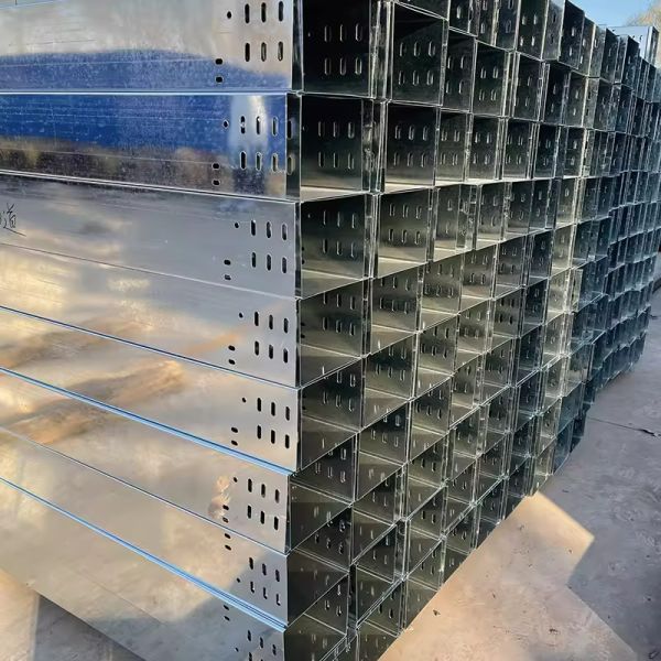 Smooth Finish Galvanized Cable Tray with Fire Resistance and Surface Galvanizing Treatment