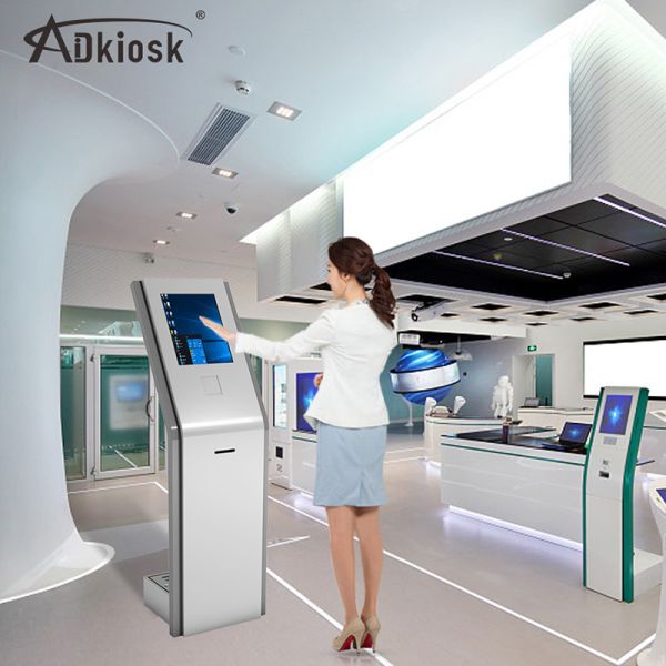 Capacitive 240V Self Service Touch Screen / Queue Management Kiosk LCD
