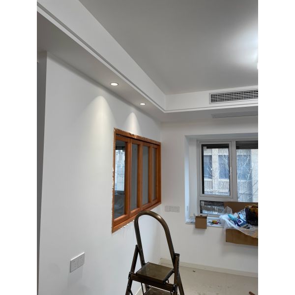 North-Light Folding Window Configuration Replicating Traditional Atelier Lighting Conditions for Creatives