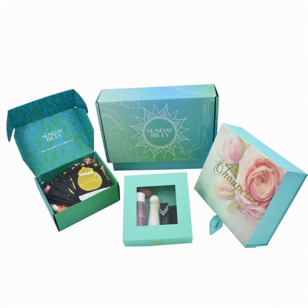 Bespoke Magnetic Cardboard Presentation Boxes Foldable For Clothes Packaging